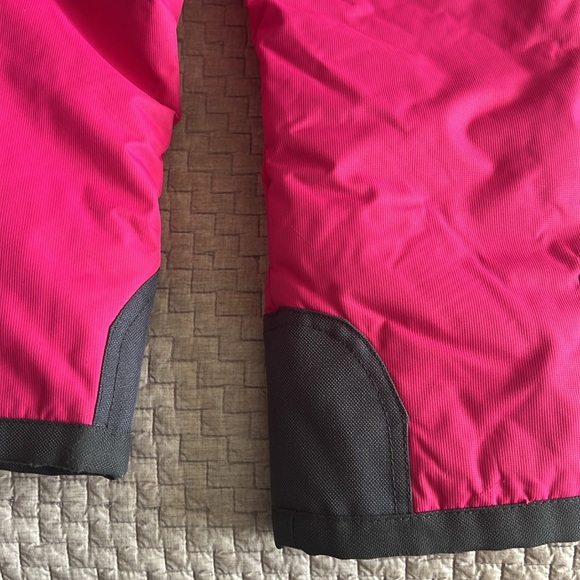 Girl’s Arctix snow pants size 4T. Like new - Picture 5 of 5